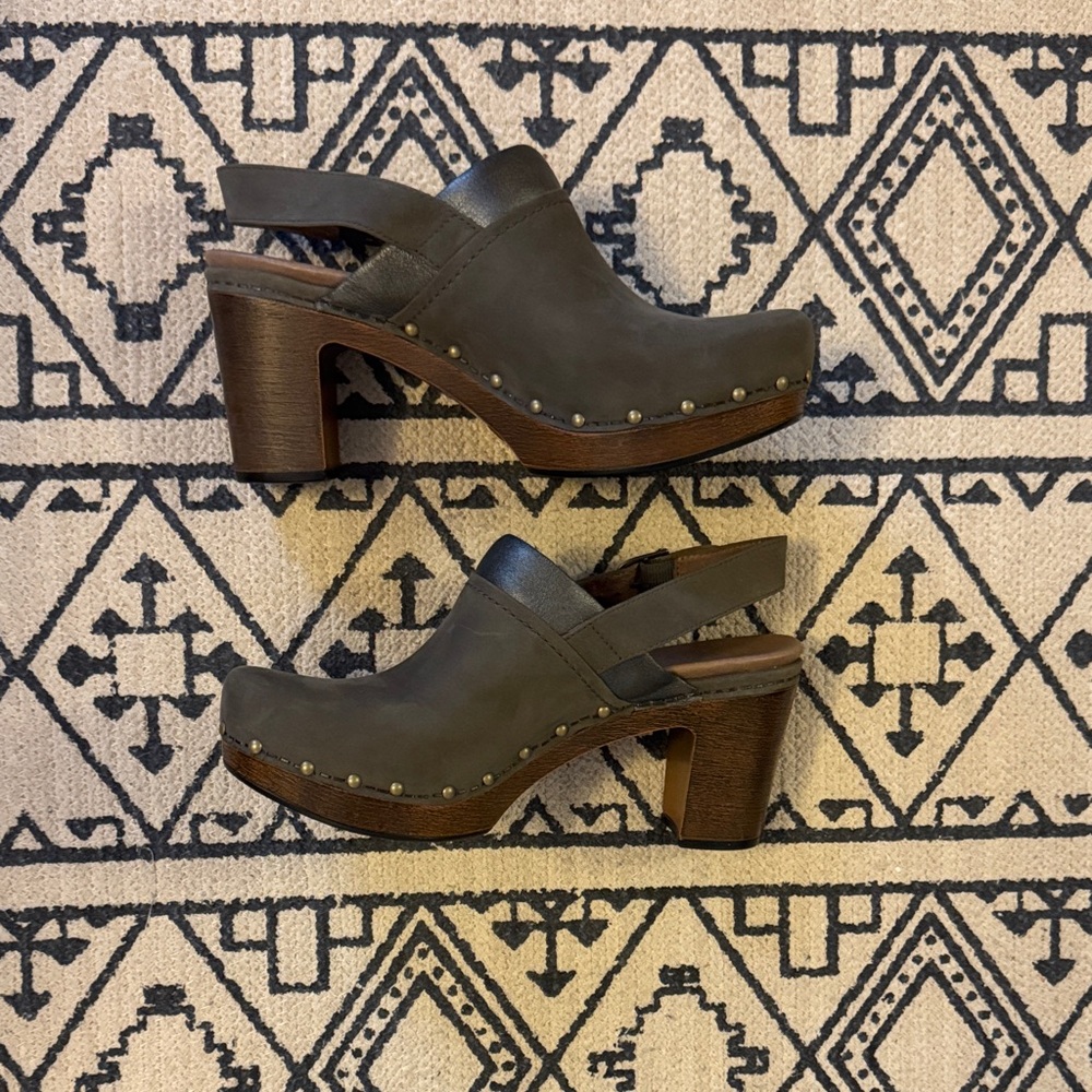 Dansko Women's Grey Mules